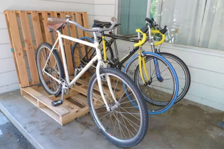 32 Pallet Bicycle Rack