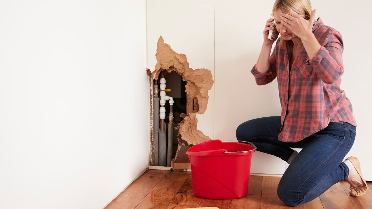 Woman With Burst Water Pipe Calling For Help