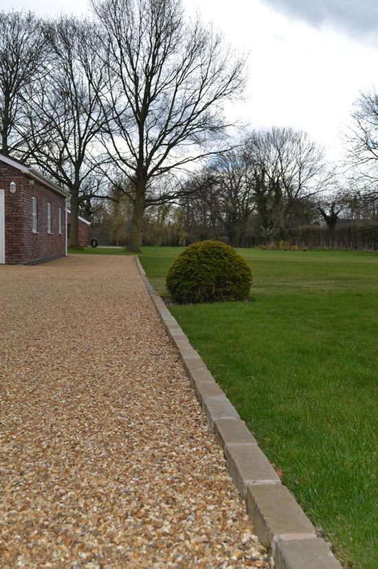 Gravel Driveway Edging 11