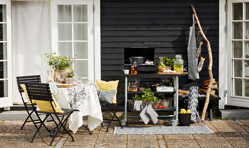 Small Patio Cooking Dining Space