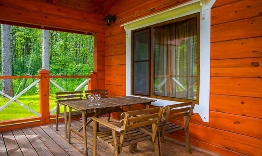 Small Screened Patio Dining